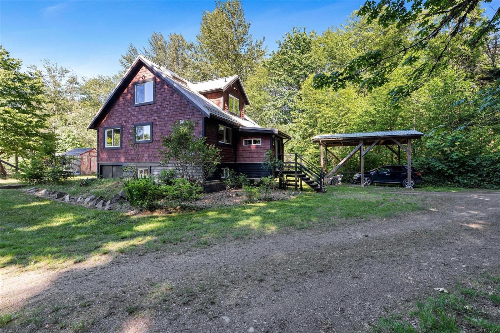 5945 Riverbottom W Rd — Cowichan Valley 5-acre retreat